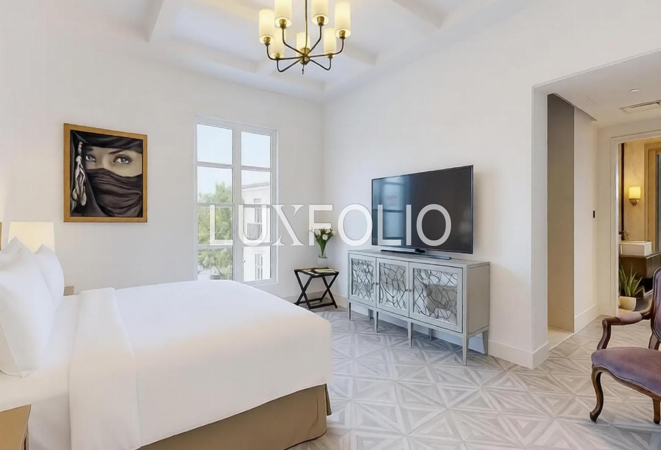 Polo View | Luxury Villa | Available Now photo 14