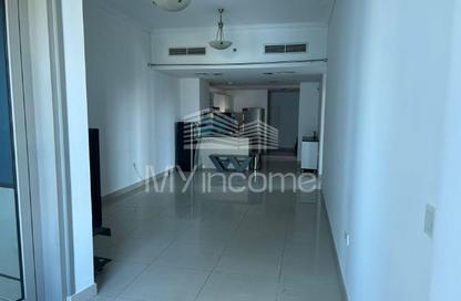 Apartment - 3 Bedrooms - 4 Bathrooms for rent in Ocean Heights - Dubai Marina - Dubai