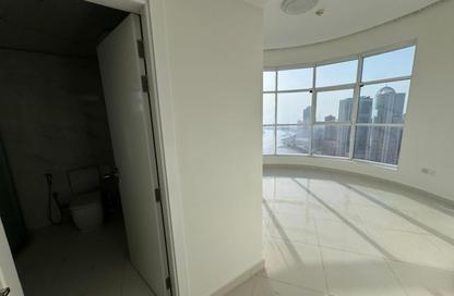 Apartment - 3 Bedrooms - 3 Bathrooms for rent in Al Khan Corniche - Al Khan - Sharjah Apartment - 3 Bedrooms - 3 Bathrooms for rent in Al Khan Corniche - Al Khan - Sharjah