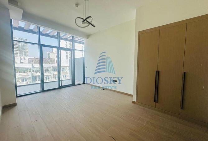 56938900 - Property Image 2