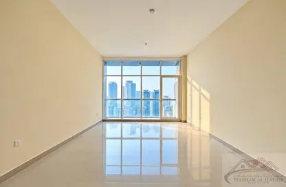 Apartment - 3 Bedrooms - 4 Bathrooms for rent in Golden Sands Tower - Al Nahda - Sharjah