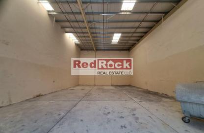 Warehouse - Studio - 1 Bathroom for rent in Al Sajaa Industrial - Al Sajaa - Sharjah