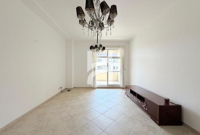 104703113 - Property Image 2