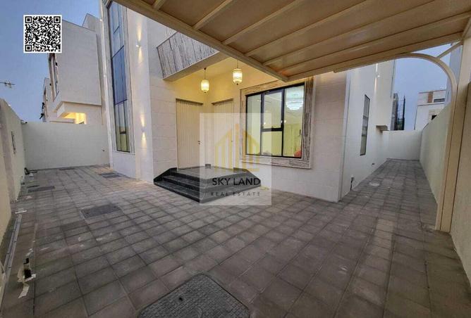 61303109 - Property Image 2