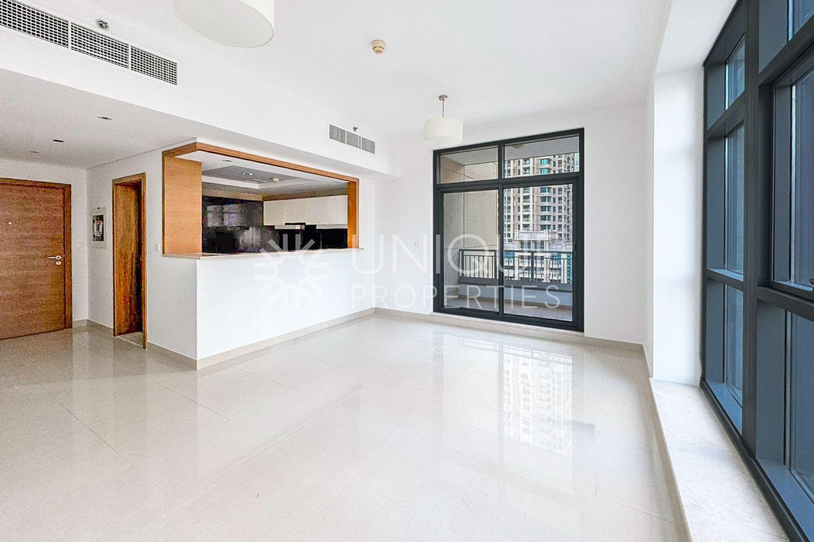 Full Boulevard View I Motivate Seller