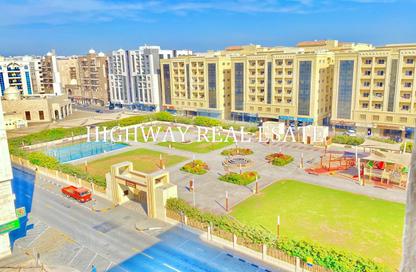 Apartment - 1 - 2 for rent in Muwailih Building - Muwaileh - Sharjah