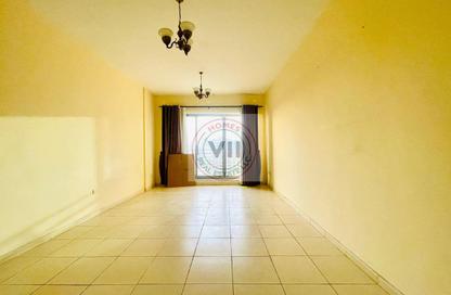 Apartment - Studio - 1 for rent in Desert Sun - Dubai Land Residence Complex - Dubai Apartment - Studio - 1 for rent in Desert Sun - Dubai Land Residence Complex - Dubai