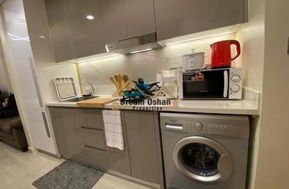 Apartment - Studio - 1 Bathroom for rent in Farhad Azizi Residence - Dubai Healthcare City 2 - Al Jaddaf - Dubai