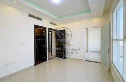 شقة - 3 - 3 للايجار في فلل الروضة 3 - 3  الروضة - الروضة - عجمان