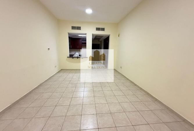 77774803 - Property Image 2