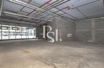Retail - Studio for rent in Al Jimi Avenue - Al Khalidiya - Abu Dhabi