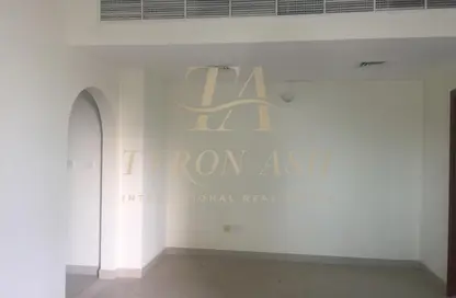 شقة - غرفة نوم - 2 حمامات للايجار في تفريعة القنال 1 - أبراج الجولف - مدينة دبي الرياضية - دبي