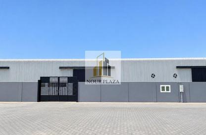 Warehouse - Studio - 1 for rent in M-13 - Mussafah Industrial Area - Mussafah - Abu Dhabi