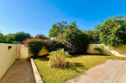 فيلا - 2 غرف نوم - 3 حمامات للايجار في الينابيع 15 - الينابيع - دبي فيلا - 2 غرف نوم - 3 حمامات للايجار في الينابيع 15 - الينابيع - دبي