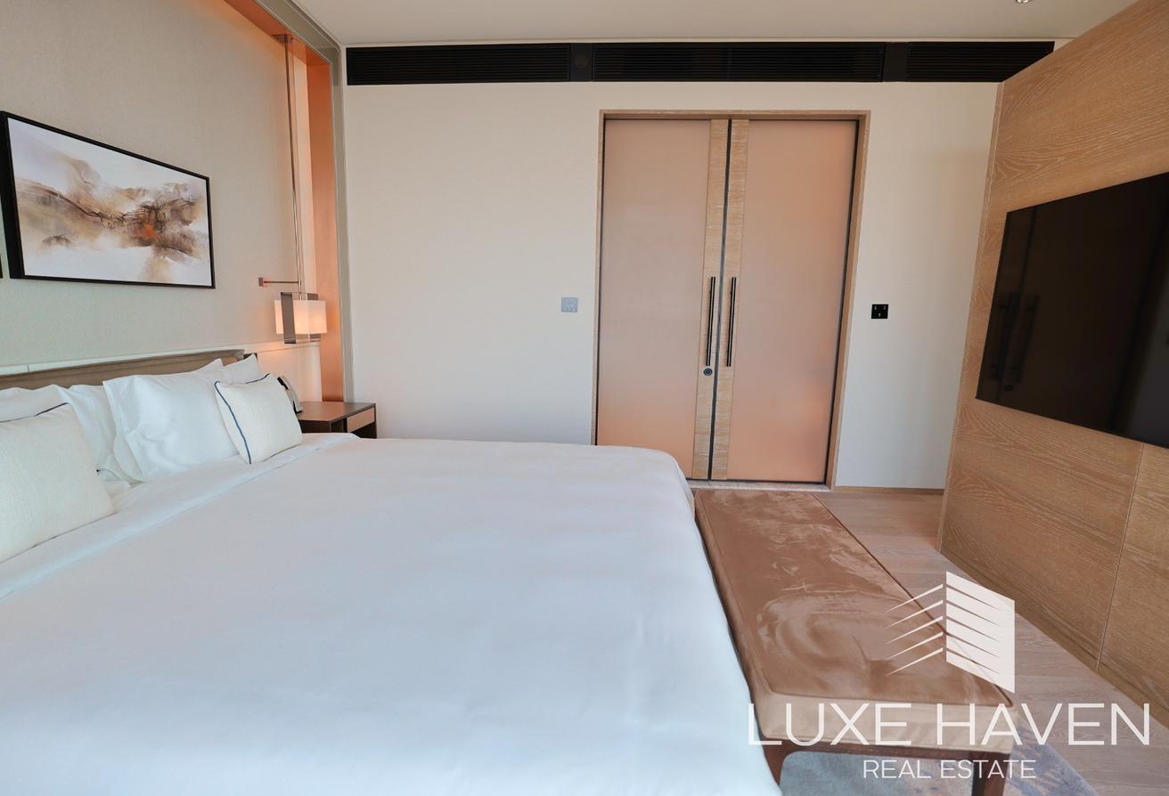 One&Only |Luxury Furnished| Call for Viewings photo 25