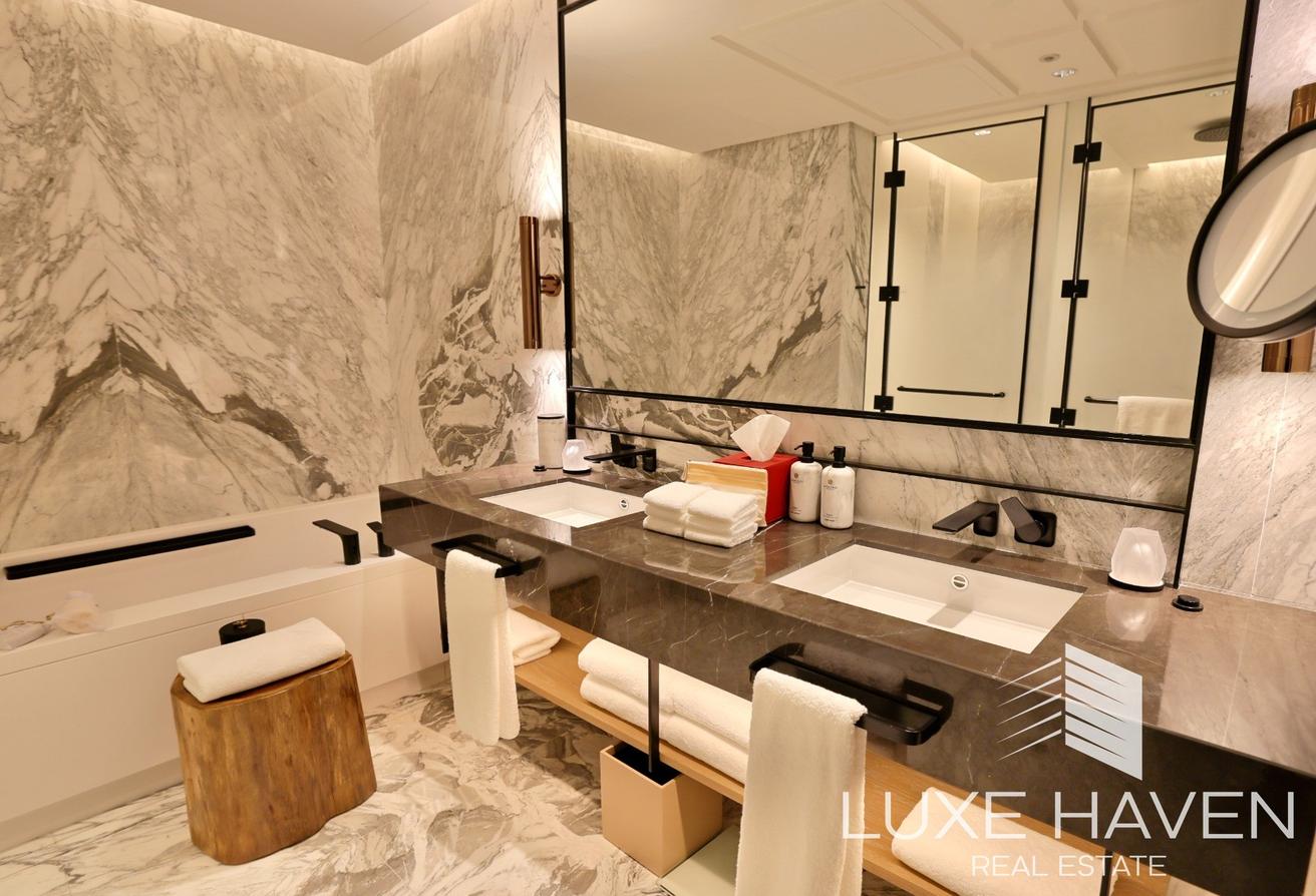 One&Only |Luxury Furnished| Call for Viewings photo 28