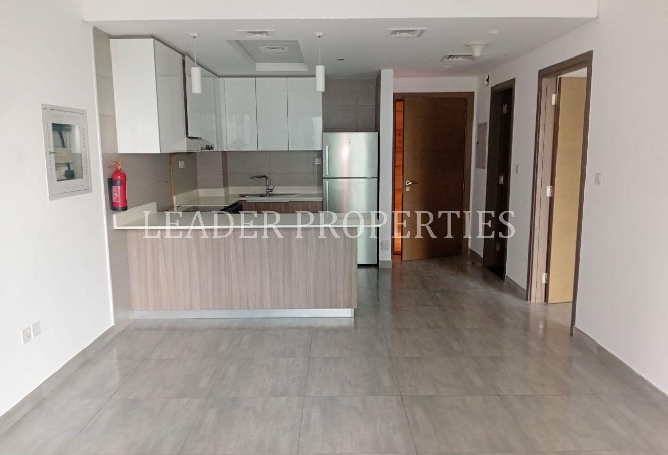 Prime JVC | Spacious 1BR | Unfurnished photo 2
