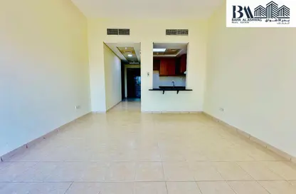 Apartment - 1 Bathroom for rent in Building 234 - Mogul Cluster - Discovery Gardens - Dubai
