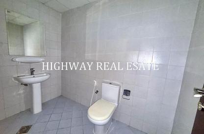 Apartment - 1 - 2 for rent in Al Mamzar 1 - Al Mamzar - Sharjah - Sharjah