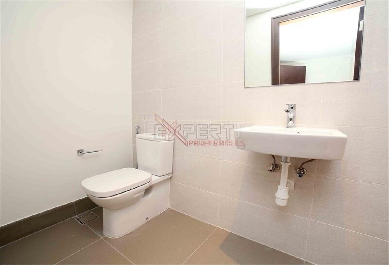 High-Floor | 3BHK Apartment | Burj Khalifa Views photo 15