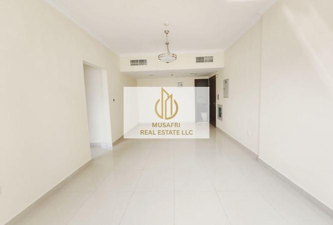 135156809 - Property Image 2