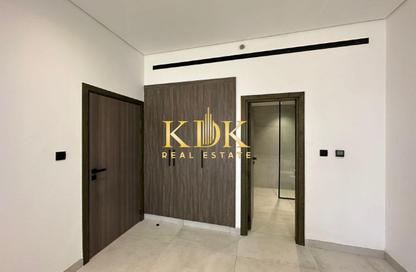 شقة - غرفة نوم - 2 حمامات للايجار في مروة هايتس - منطقة 15 - قرية جميرا الدائرية - دبي