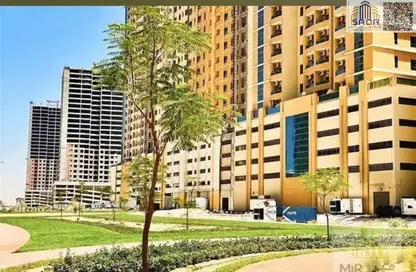 Apartment - 2 Bedrooms - 3 Bathrooms for sale in Paradise Lakes Tower B6 - Paradise Lakes Towers - Emirates City - Ajman
