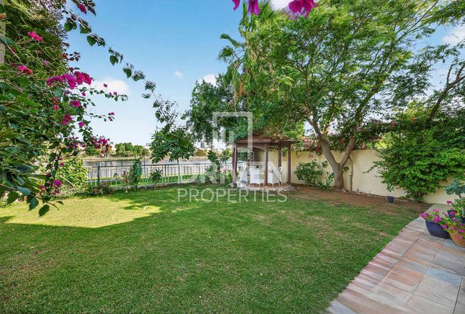 70282149 - Property Image 3