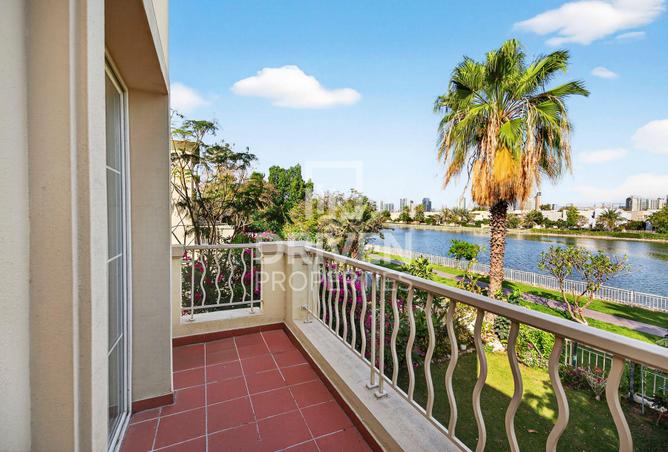 70282149 - Property Image 2