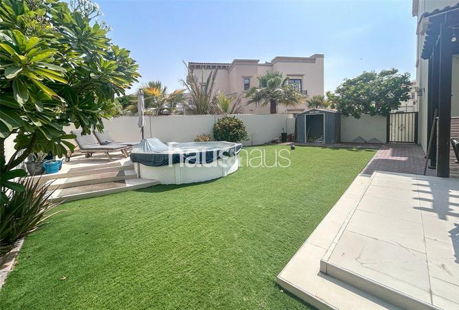 81119811 - Property Image 2