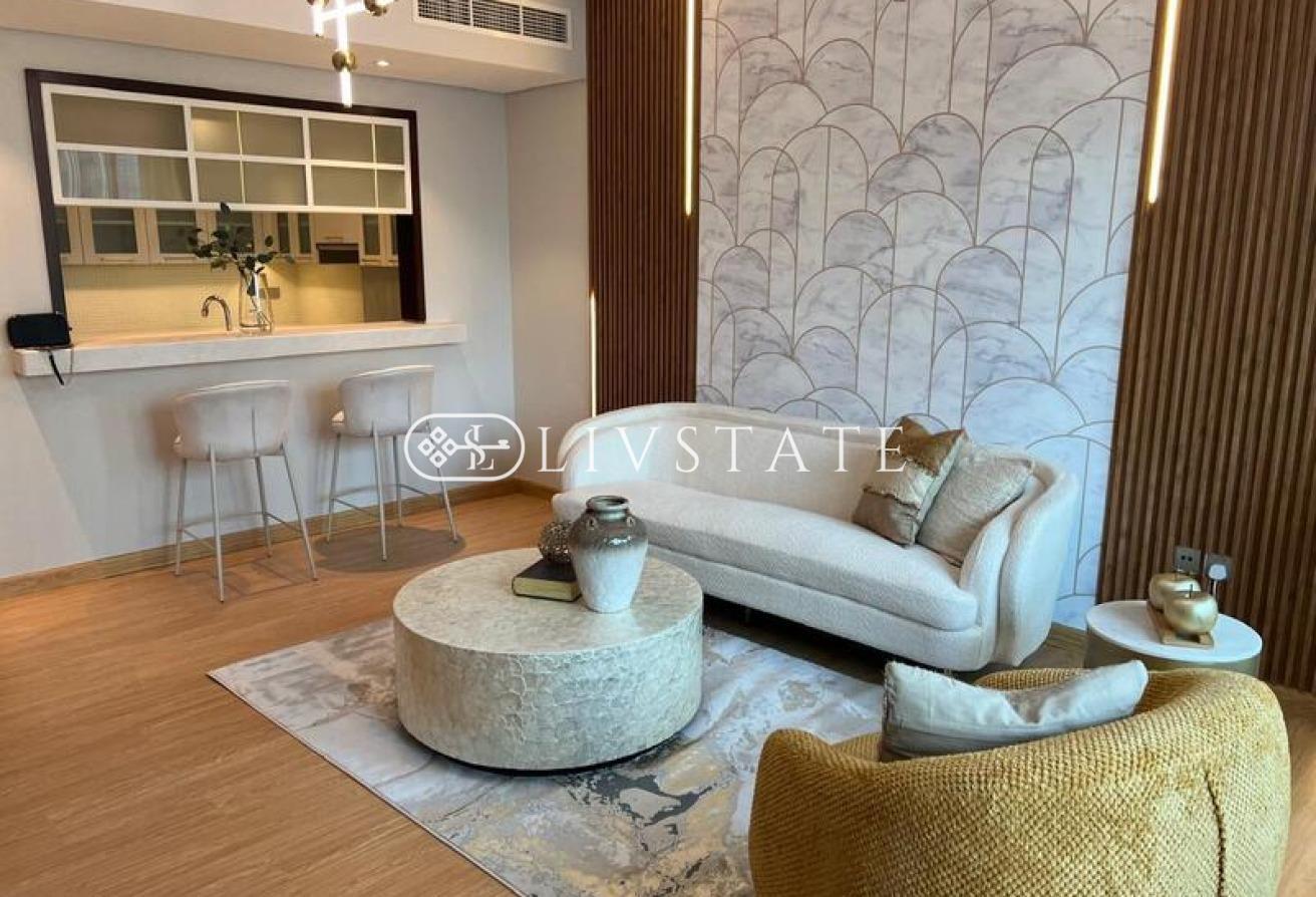 Upgraded | Middle Floor | Rare Large Layout photo 4
