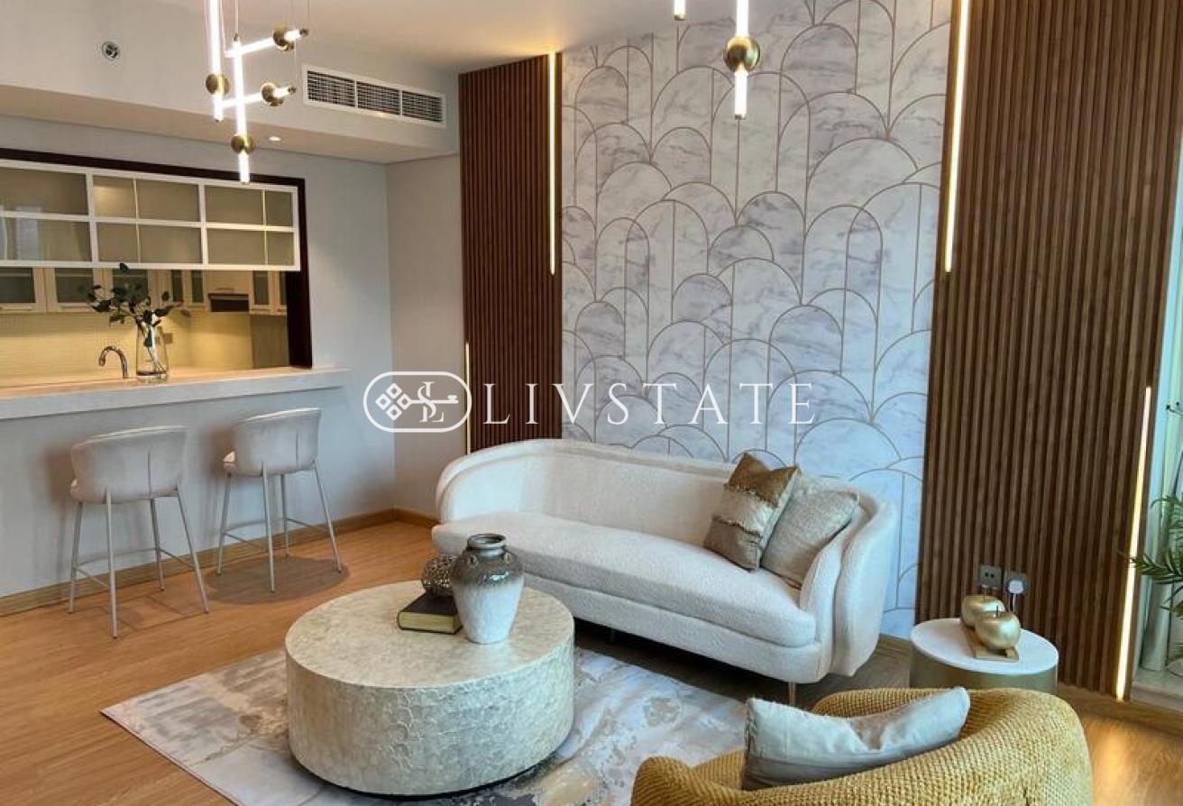 Upgraded | Middle Floor | Rare Large Layout photo 15