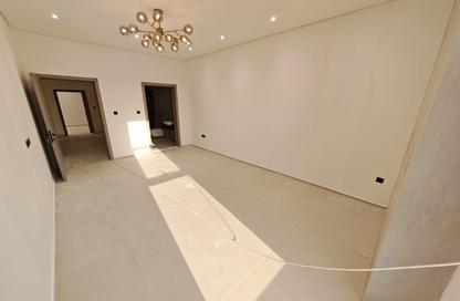 Villa - 4 - 6 for rent in Al Zaheya Gardens - Al Zahya - Ajman Villa - 4 - 6 for rent in Al Zaheya Gardens - Al Zahya - Ajman