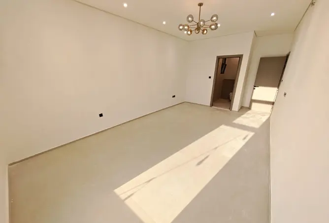145504282 - Property Image 3