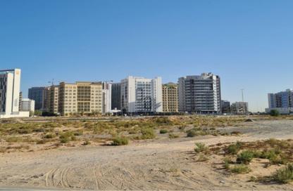 عمارة بالكامل - 8 غرف نوم - 8 حمامات للبيع في الممزر - الممزر - الشارقة - الشارقة