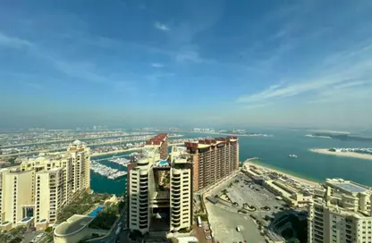 Apartment - 1 Bedroom - 1 Bathroom for rent in The Palm Tower - Palm Jumeirah - Dubai