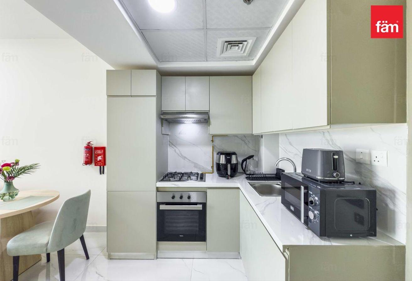 Furnished | High Floor | Park View photo 9