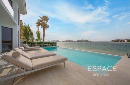 Villa - 4 Bedrooms - 4 Bathrooms for rent in Garden Homes Frond L - Garden Homes - Palm Jumeirah - Dubai