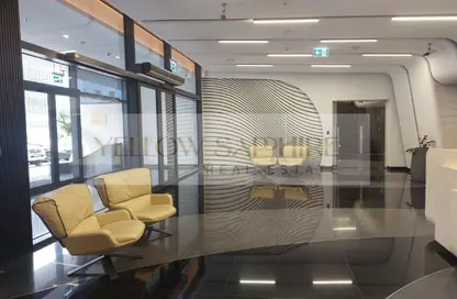 شقة - 2 غرف نوم - 3 حمامات للايجار في زا ويفز ريسدنس - منخول - بر دبي - دبي