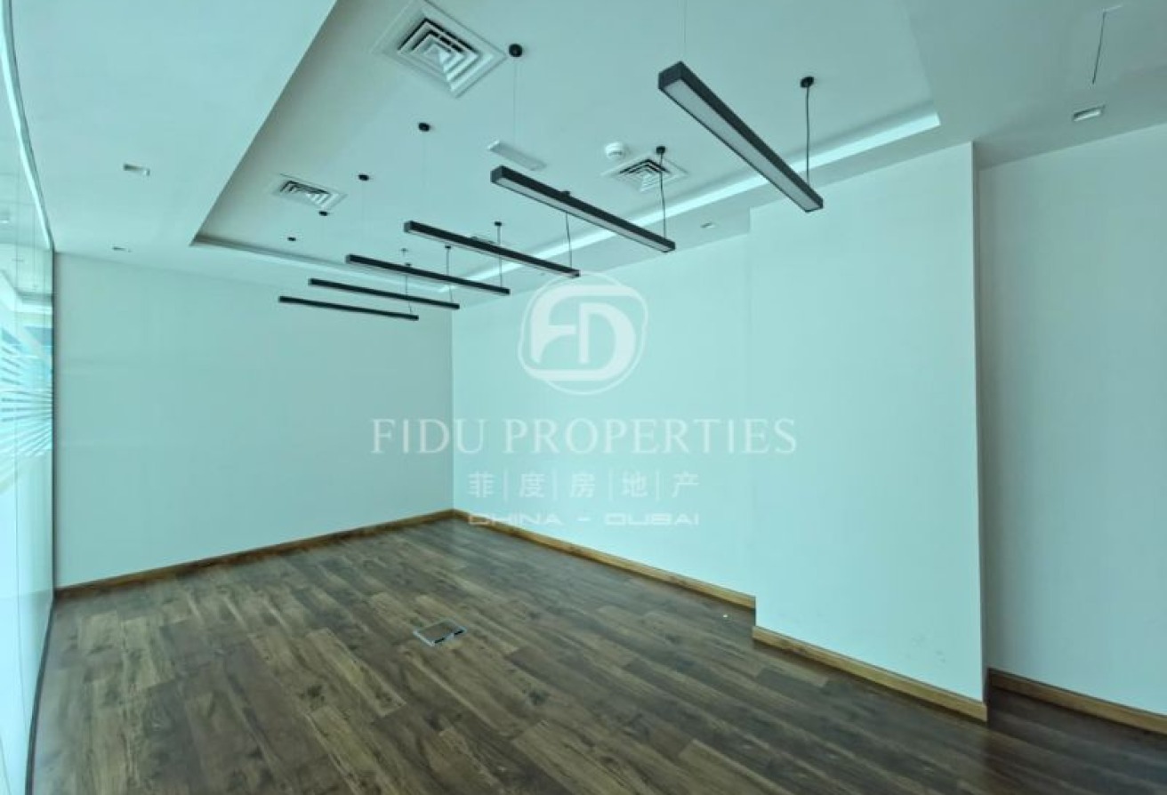 Glass-Partitioned | 7 Parking | Corner Office