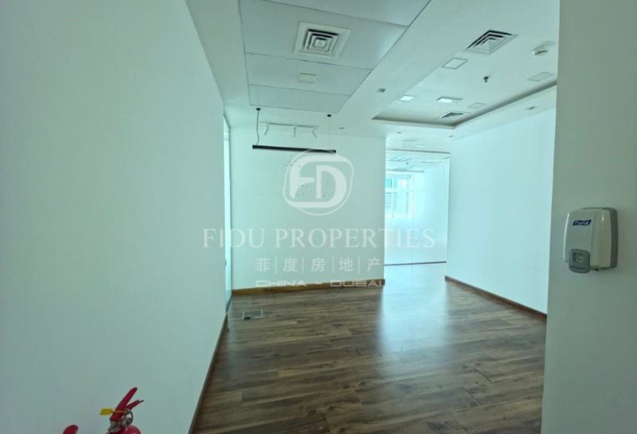 Glass-Partitioned | 7 Parking | Corner Office