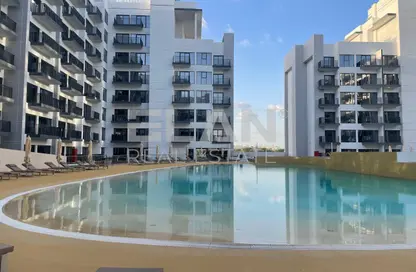 شقة - غرفة نوم - 1 حمام للايجار في عزيزي ميراج - ستوديو سيتي - دبي