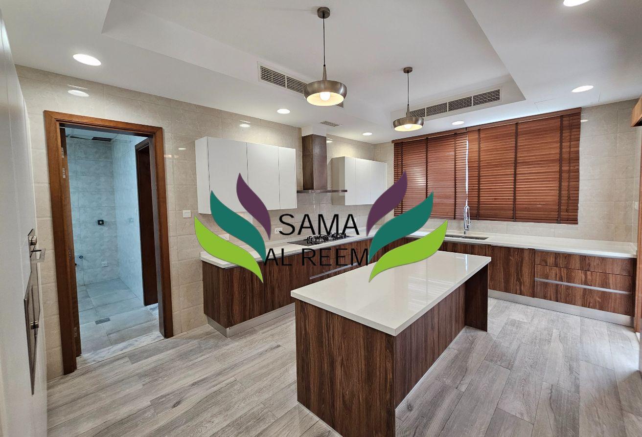 Modern 4BR Villa |Pool |Elevator |Servant Quarters photo 10