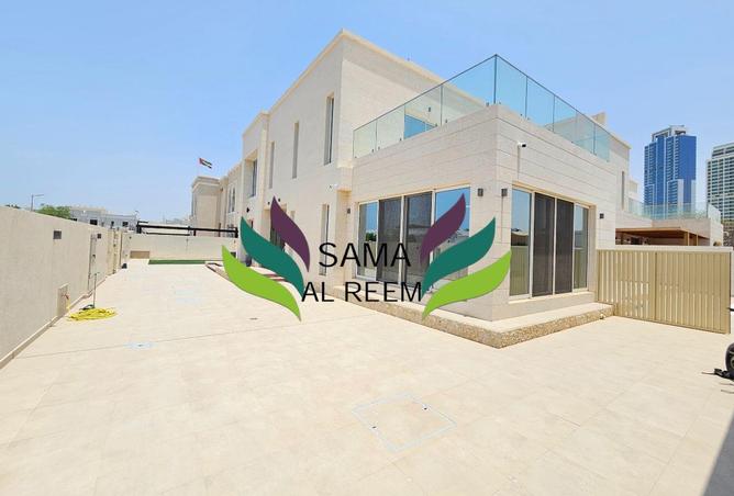 128381589 - Property Image 2