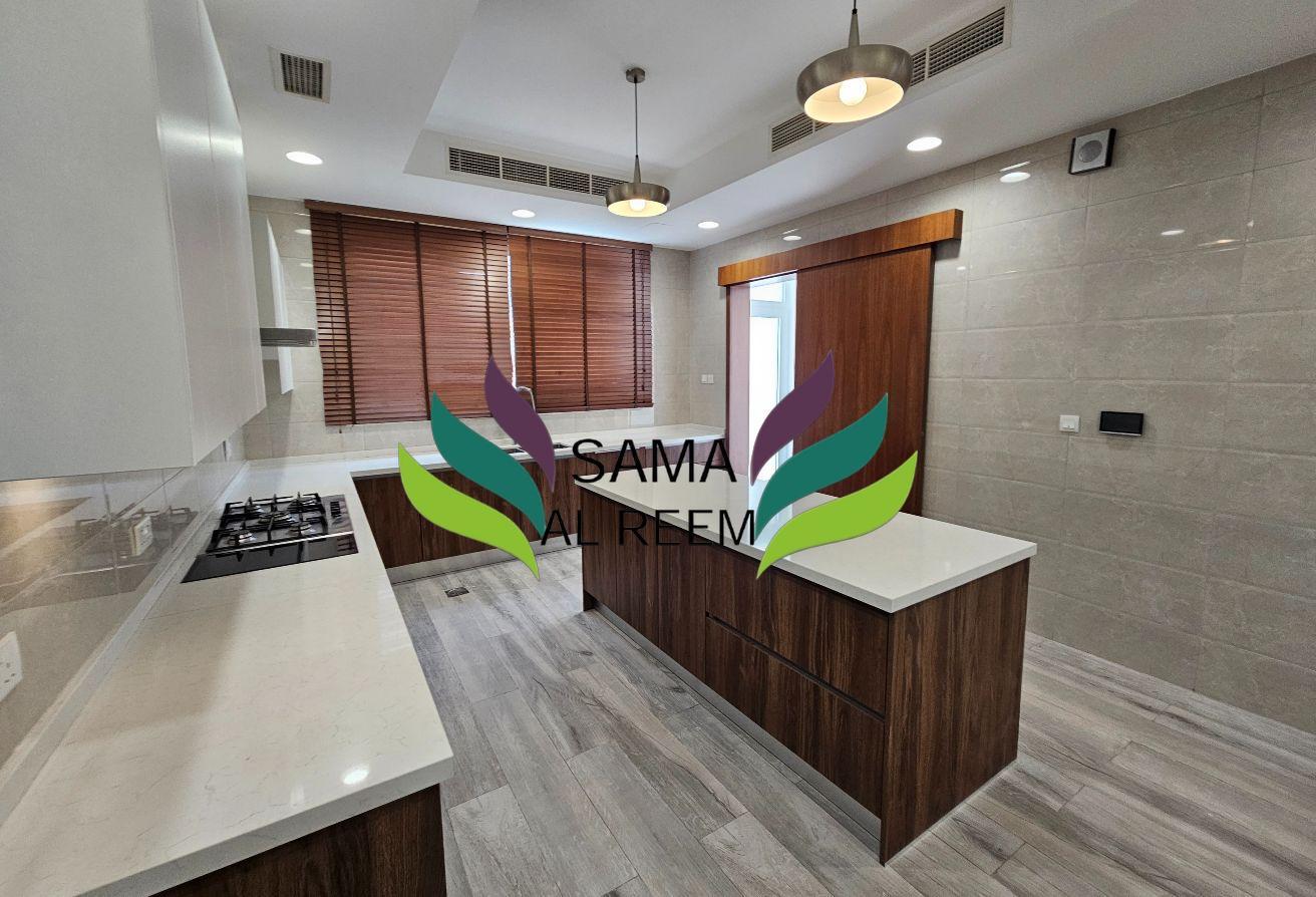 Modern 4BR Villa |Pool |Elevator |Servant Quarters photo 11