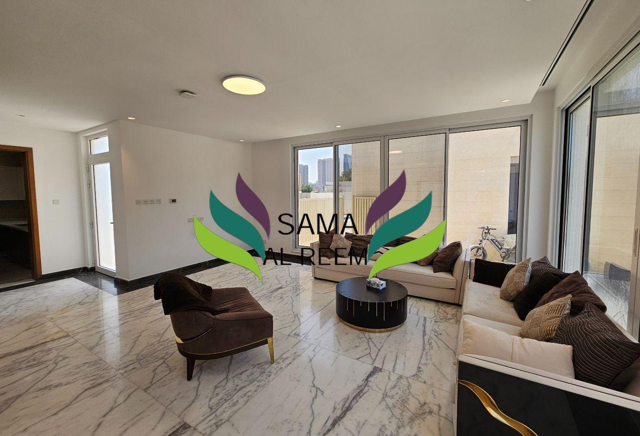 Modern 4BR Villa |Pool |Elevator |Servant Quarters photo 8
