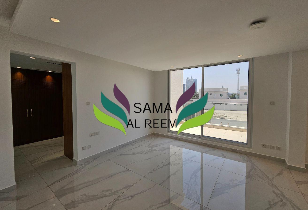 Modern 4BR Villa |Pool |Elevator |Servant Quarters photo 17