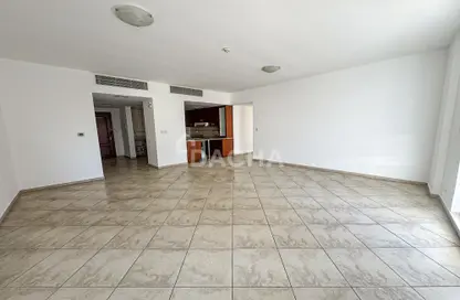 Apartment - 2 Bedrooms - 3 Bathrooms for rent in Shakespeare Circus 2 - Shakespeare Circus - Motor City - Dubai