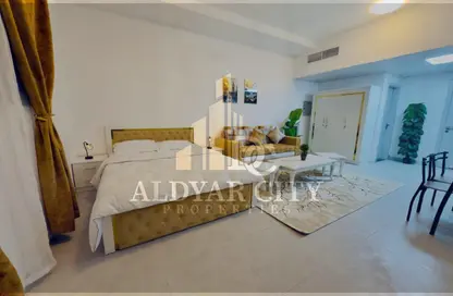 Apartment - 1 Bedroom - 1 Bathroom for rent in Corniche Tower - Ajman Corniche Road - Ajman
