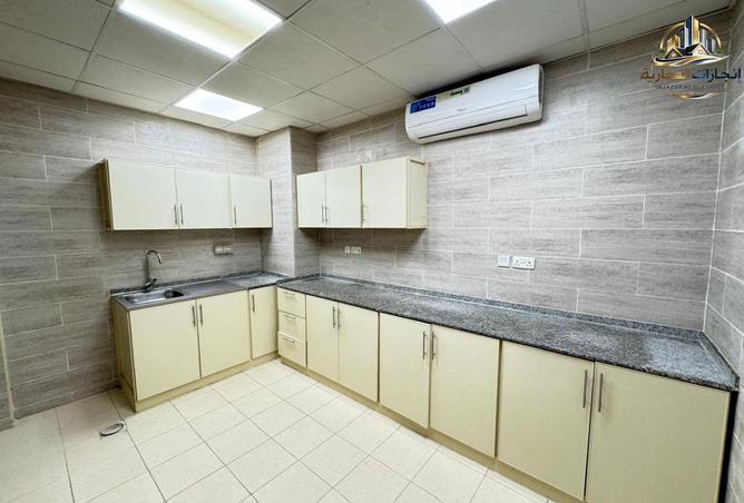 137455990 - Property Image 2